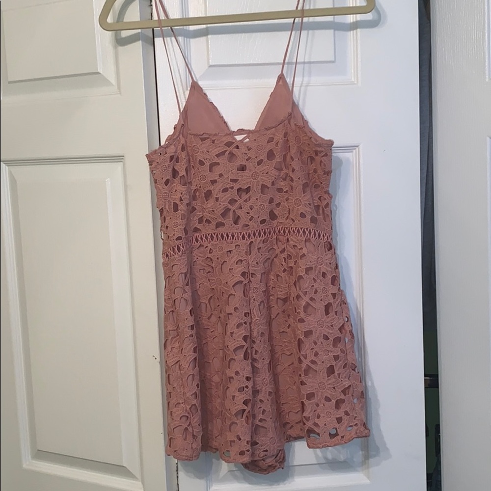 Pink romper - Picture 2 of 2